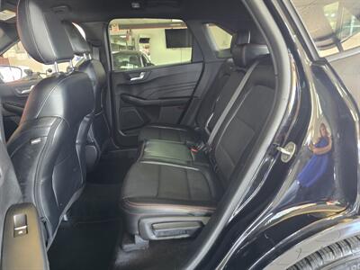 2023 Ford Escape ST-Line   - Photo 11 - Hamilton, OH 45015