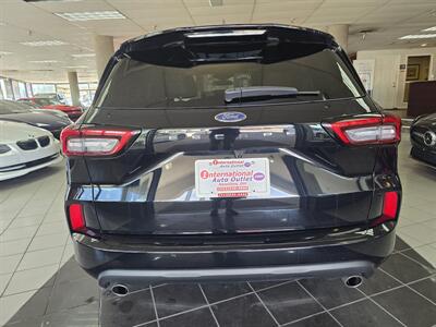 2023 Ford Escape ST-Line   - Photo 5 - Hamilton, OH 45015