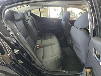 2020 Nissan Altima 2.5 SV 4DR SEDAN AWD   - Photo 17 - Hamilton, OH 45015