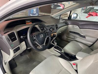 2012 Honda Civic LX 4DR SEDAN   - Photo 11 - Hamilton, OH 45015