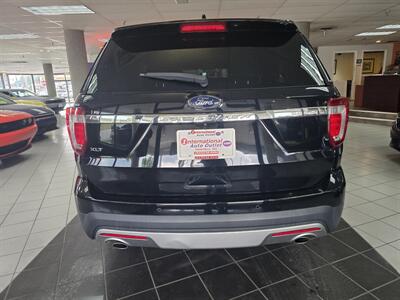 2017 Ford Explorer XLT   - Photo 5 - Hamilton, OH 45015