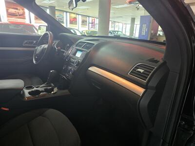 2017 Ford Explorer XLT   - Photo 17 - Hamilton, OH 45015