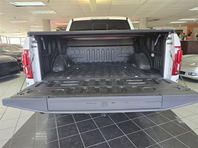 2019 Ford F-150 Raptor SUPER CREW 4X4/V6   - Photo 37 - Hamilton, OH 45015