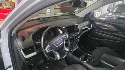 2018 GMC Terrain SLE 4DR SUV 4X4 - Photo 11 - Hamilton, OH 45015