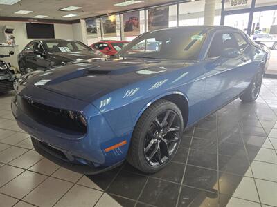 2022 Dodge Challenger SXT 2DR COUPE   - Photo 1 - Hamilton, OH 45015
