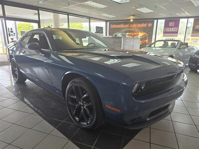2022 Dodge Challenger SXT 2DR COUPE   - Photo 3 - Hamilton, OH 45015