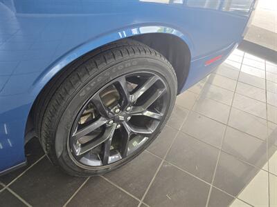 2022 Dodge Challenger SXT 2DR COUPE   - Photo 27 - Hamilton, OH 45015