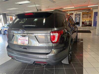2018 Ford Explorer XLT 4DR SUV 4X4   - Photo 5 - Hamilton, OH 45015