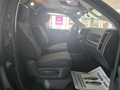 2012 RAM 1500 Express 2DR REGULAR CAB 4X4   - Photo 12 - Hamilton, OH 45015