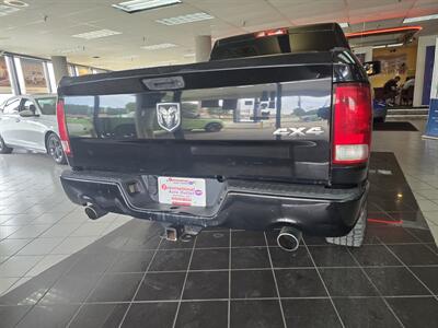 2012 RAM 1500 Express 2DR REGULAR CAB 4X4   - Photo 5 - Hamilton, OH 45015