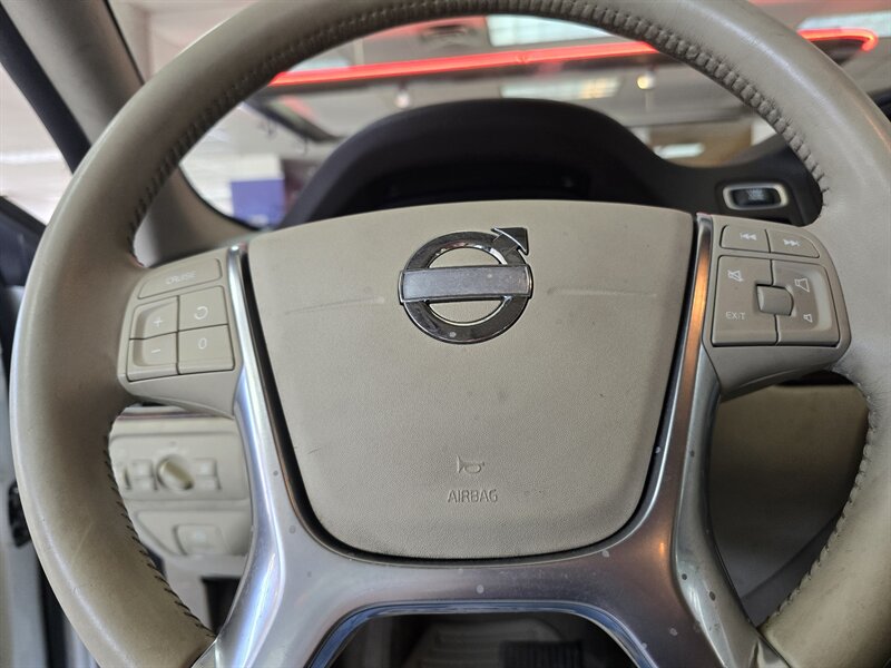 2013 Volvo S80 T6 4DR SEDAN AWD - Photo 22 - Hamilton, OH 45015