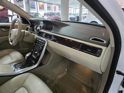 2013 Volvo S80 T6 4DR SEDAN AWD   - Photo 17 - Hamilton, OH 45015