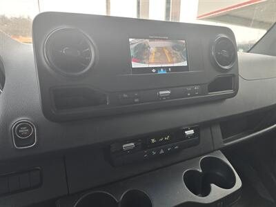 2021 FREIGHTLINER SPRINTER 2500 3DR CARGO VAN   - Photo 30 - Hamilton, OH 45015