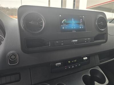 2021 FREIGHTLINER SPRINTER 2500 3DR CARGO VAN   - Photo 26 - Hamilton, OH 45015