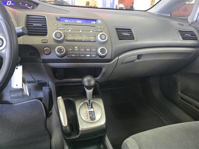 2009 Honda Civic LX 4DR SEDAN   - Photo 20 - Hamilton, OH 45015