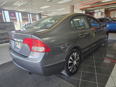 2009 Honda Civic LX 4DR SEDAN   - Photo 4 - Hamilton, OH 45015