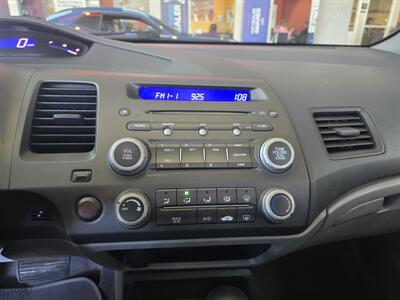 2009 Honda Civic LX 4DR SEDAN   - Photo 19 - Hamilton, OH 45015