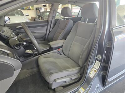 2009 Honda Civic LX 4DR SEDAN   - Photo 8 - Hamilton, OH 45015