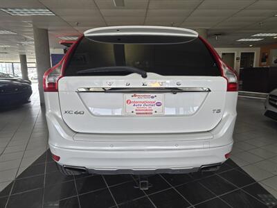 2015 Volvo XC60 T5 Drive-E Premier 4DR WAGON - Photo 5 - Hamilton, OH 45015