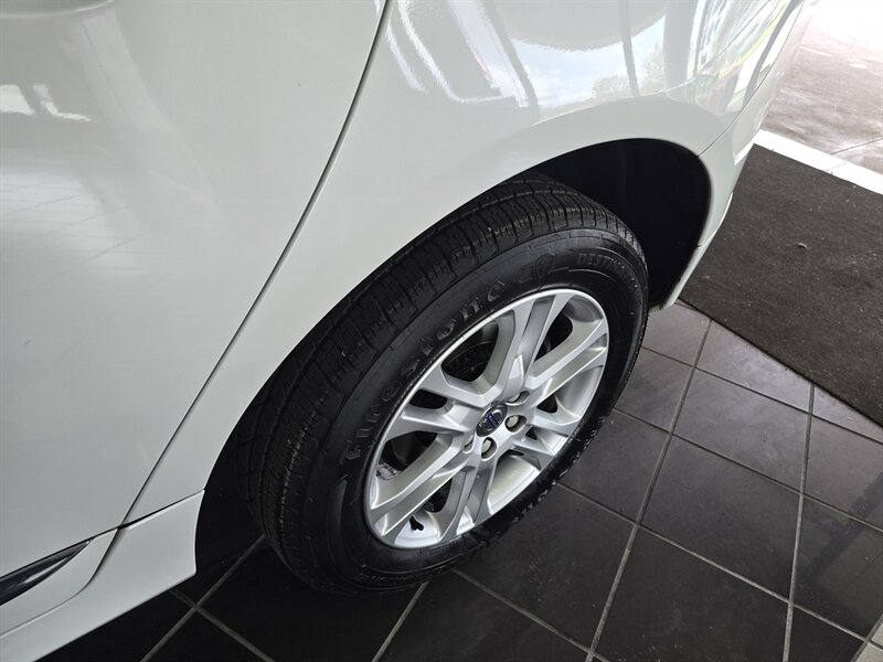 2015 Volvo XC60 T5 Drive-E Premier 4DR WAGON - Photo 38 - Hamilton, OH 45015