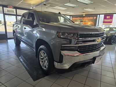 2019 Chevrolet Silverado 1500 LT 4DR CREW CAB 4X4   - Photo 5 - Hamilton, OH 45015