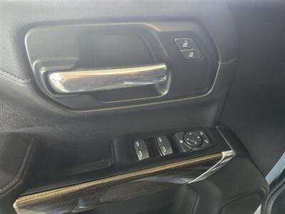 2019 Chevrolet Silverado 1500 LT 4DR CREW CAB 4X4   - Photo 16 - Hamilton, OH 45015