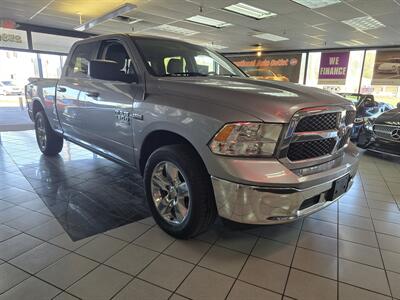 2020 RAM 1500 Classic SLT 4DR CREW 4X4 - Photo 5 - Hamilton, OH 45015