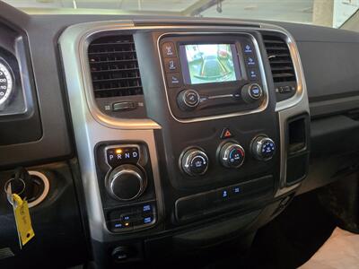 2020 RAM 1500 Classic SLT 4DR CREW 4X4 - Photo 23 - Hamilton, OH 45015