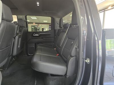 2025 GMC Sierra 1500 SLT   - Photo 12 - Hamilton, OH 45015
