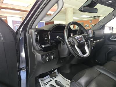 2025 GMC Sierra 1500 SLT   - Photo 8 - Hamilton, OH 45015