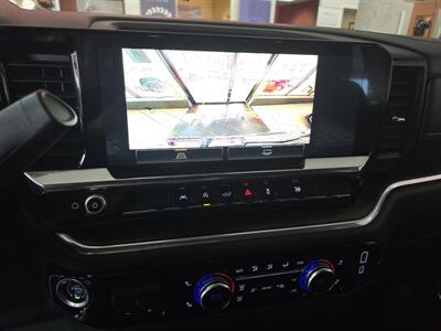2025 GMC Sierra 1500 SLT   - Photo 24 - Hamilton, OH 45015