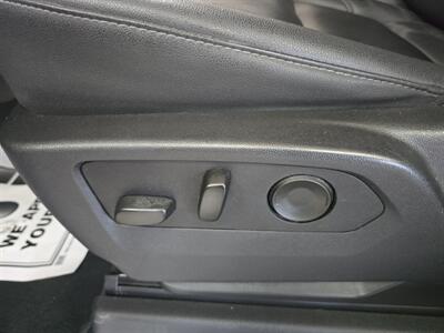 2025 GMC Sierra 1500 SLT   - Photo 19 - Hamilton, OH 45015