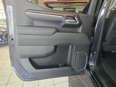 2025 GMC Sierra 1500 SLT   - Photo 10 - Hamilton, OH 45015