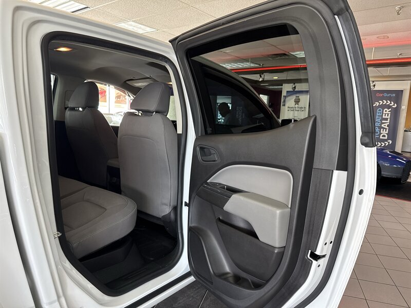 2018 Chevrolet Colorado Work Truck - Photo 17 - Hamilton, OH 45015