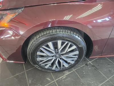 2025 Nissan Altima SV 4DR SEDAN AWD   - Photo 29 - Hamilton, OH 45015