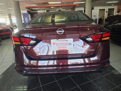 2025 Nissan Altima SV 4DR SEDAN AWD   - Photo 5 - Hamilton, OH 45015