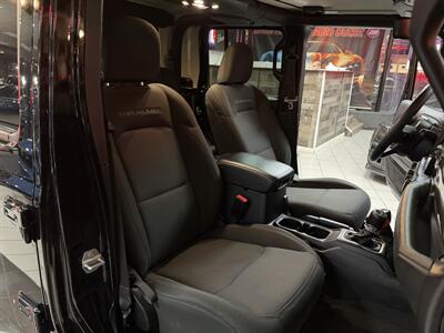 2023 Jeep Gladiator Overland   - Photo 26 - Hamilton, OH 45015