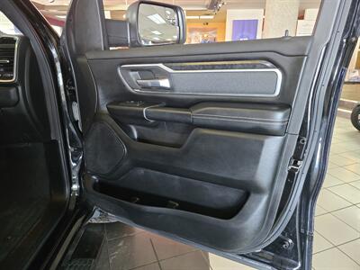 2021 RAM 1500 Big Horn/QUAD CAB/4X4   - Photo 12 - Hamilton, OH 45015