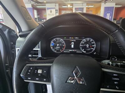 2022 Mitsubishi Outlander SE   - Photo 11 - Hamilton, OH 45015