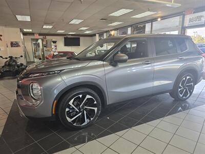 2022 Mitsubishi Outlander SE   - Photo 1 - Hamilton, OH 45015