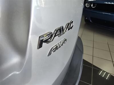 2013 Toyota RAV4 XLE 4DR SUV AWD   - Photo 27 - Hamilton, OH 45015