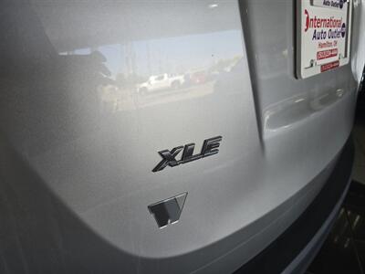 2013 Toyota RAV4 XLE 4DR SUV AWD   - Photo 26 - Hamilton, OH 45015