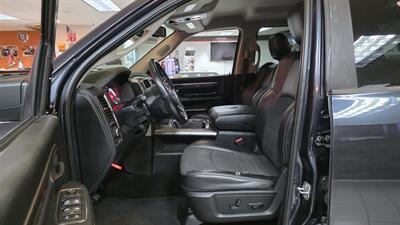 2016 RAM 1500 Sport 4DR CREW CAB 4X4   - Photo 9 - Hamilton, OH 45015
