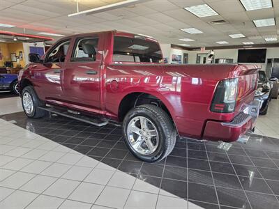 2017 RAM 1500 Express-CREW CAB-4X4-HEMI - Photo 5 - Hamilton, OH 45015