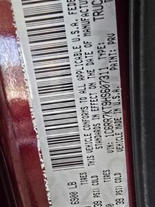 2017 RAM 1500 Express-CREW CAB-4X4-HEMI - Photo 31 - Hamilton, OH 45015