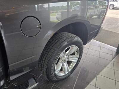 2016 RAM 1500 Sport 4DR CREW CAB 4X4   - Photo 38 - Hamilton, OH 45015