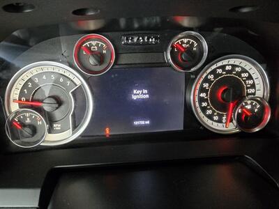 2016 RAM 1500 Sport 4DR CREW CAB 4X4   - Photo 28 - Hamilton, OH 45015