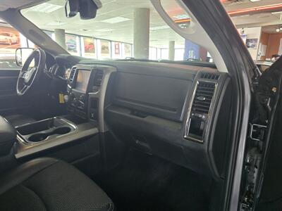 2016 RAM 1500 Sport 4DR CREW CAB 4X4   - Photo 14 - Hamilton, OH 45015