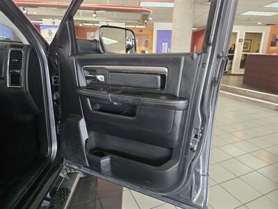 2016 RAM 1500 Sport 4DR CREW CAB 4X4   - Photo 13 - Hamilton, OH 45015