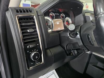 2016 RAM 1500 Sport 4DR CREW CAB 4X4   - Photo 30 - Hamilton, OH 45015